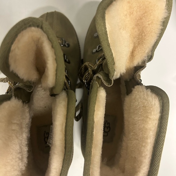 UGG Olive Lace-Up Winter Boots - Picture 7 of 9